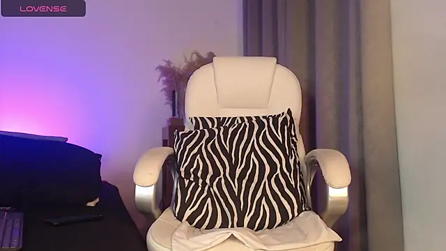 Naia_Ross_1 – Naživo XXX chat
