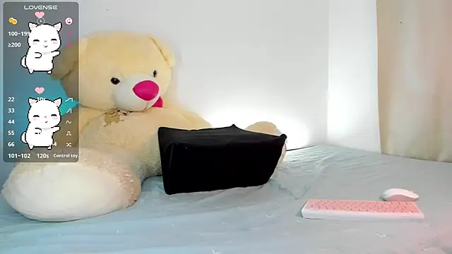 Hazel_Rossiのウェブカメラショー