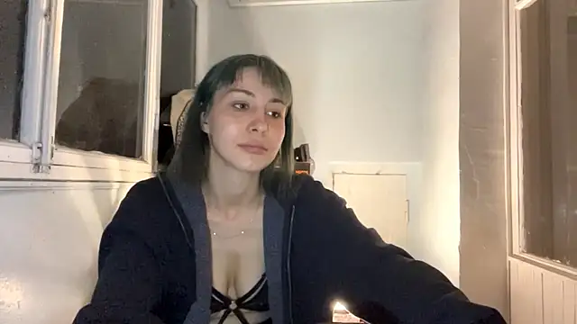 SuccubKira's Live XXX Chat