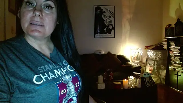 mandaloriangirls élő XXX-chatje
