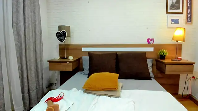 JenniferAuriston XXX чат на живо