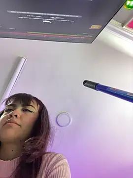 kira_ec লাইভ XXX চ্যাট