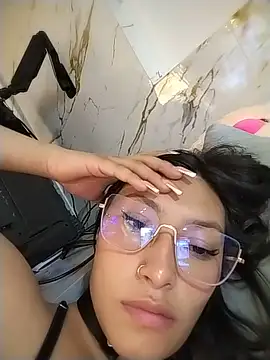 Queen_Jen 即時 XXX 聊天