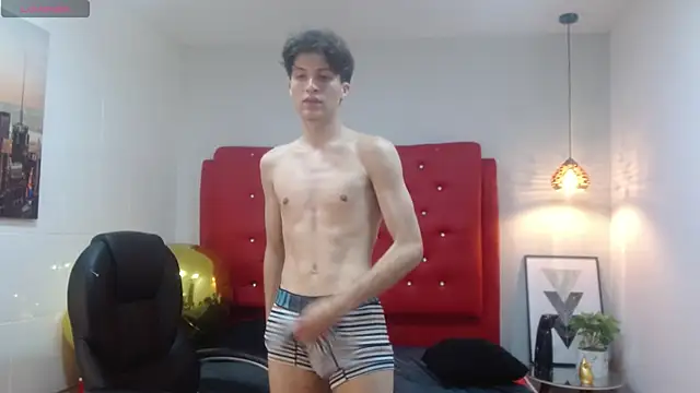 Marcoviolet Adlı Modelin Canlı XXX Sohbeti