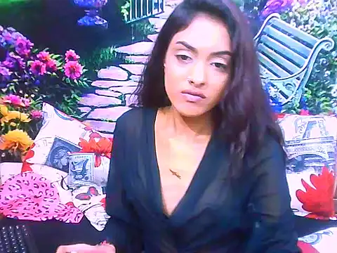 IndianPretty14u2Luv live XXX chat
