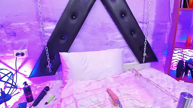 gaiia_uwu's Live XXX Chat