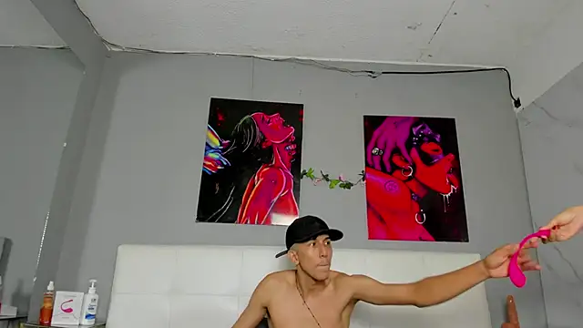 ahsly78Bryan Chat XXX in diretta