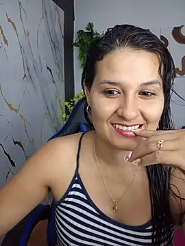 Živý XXX chat elena_jonees