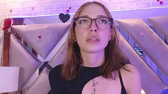 HarperrWest live XXX chat