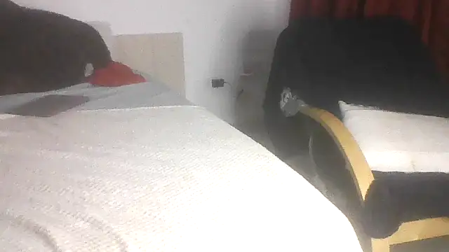 Chat +18 de roxana_collins ao vivo