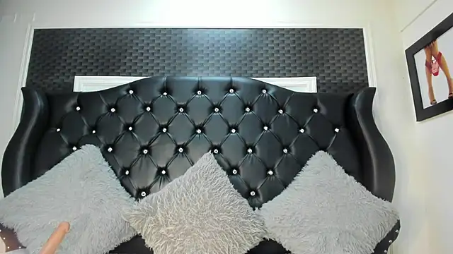 LilithBoneth Live XXX-chat