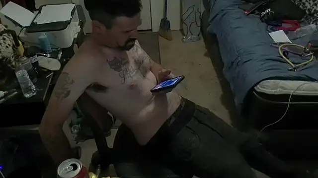 Johnny1991Bluntn Webbikameraesitys