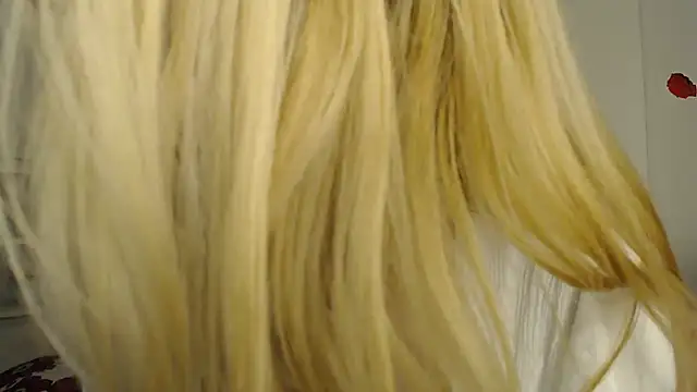 Chat +18 de _karolynesyera_ ao vivo