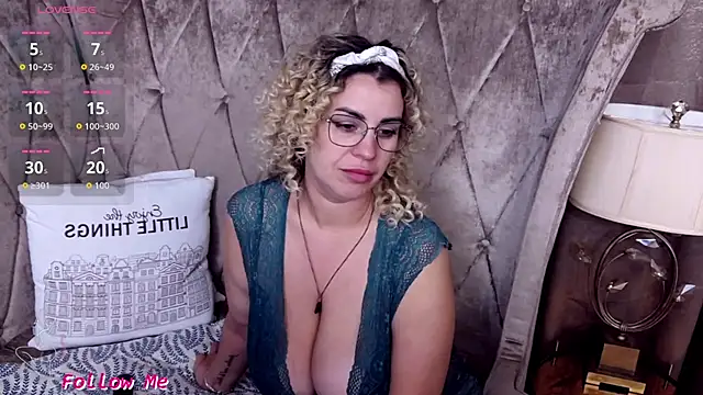BustyGizelle Chat XXX in diretta