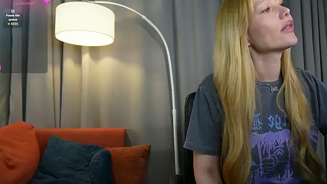 _Mila_Luna_ Obrolan Langsung XXX