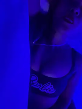 ToXxXiicBarbiie Chat XXX live