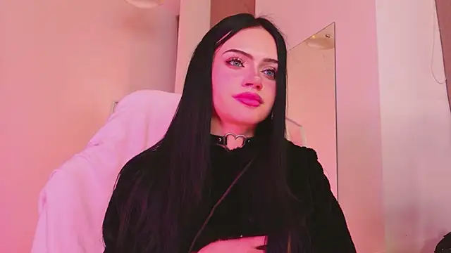 Онлайн чат XXX Dark_Diva