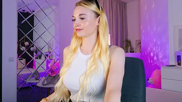 Chat +18 de Mila__Lux ao vivo