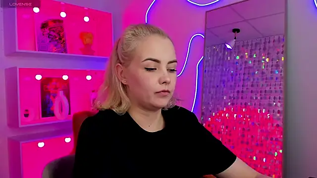 StephanieSweety Live XXX Chat