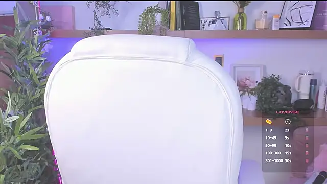 _Lorraine_v Chat XXX live