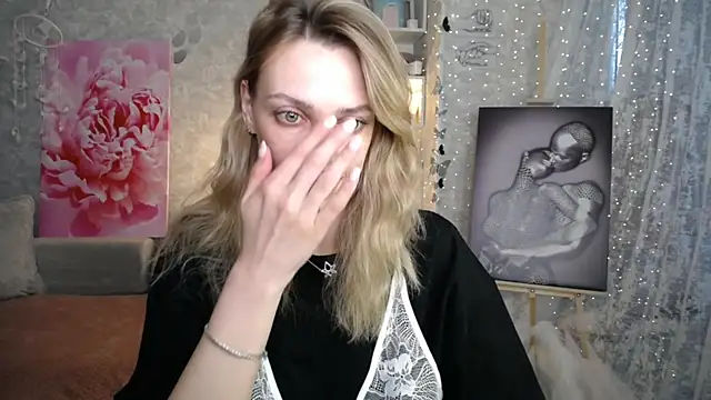 Živý XXX chat NickyAdamidi