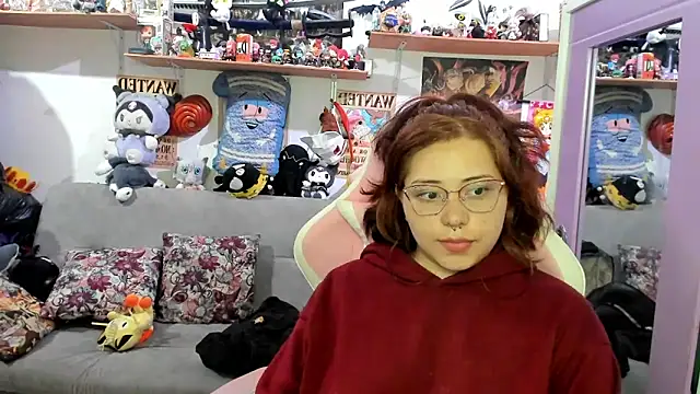 Онлайн чат XXX soficammy