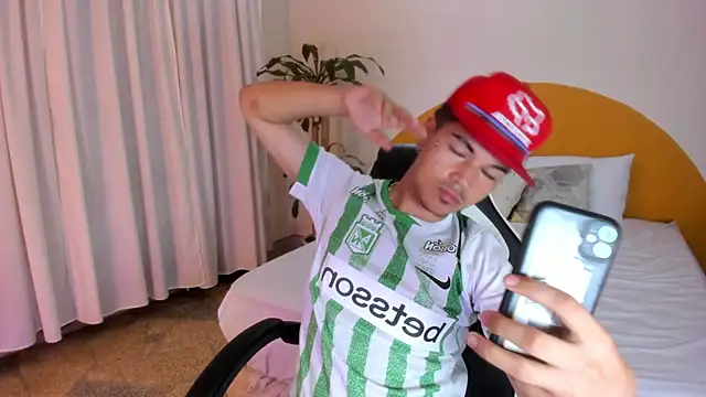 Briian__ – Naživo XXX chat