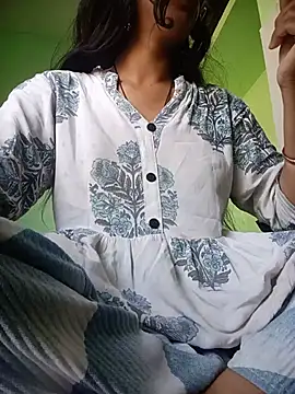 Miss_Divyaa Show Webcam