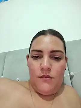 Živý XXX chat Mia_Hampton