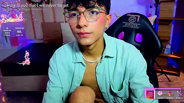 XXX chat uživo modela osamu_tay