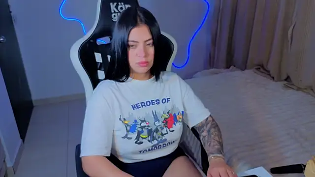 Chat XXX en directo de Victoryyy_