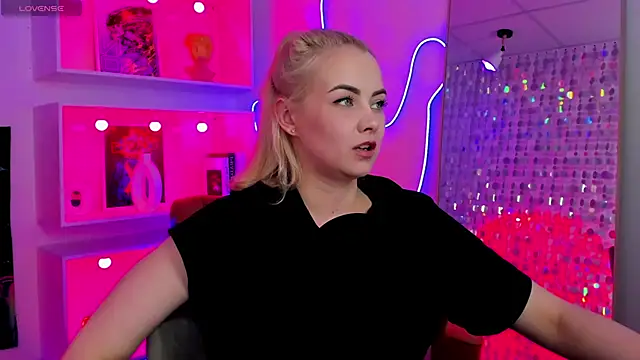 StephanieSweety Adlı Modelin Canlı XXX Sohbeti