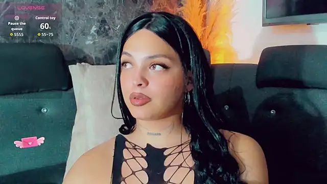 Emmaa_Saenz_ Show Webcam