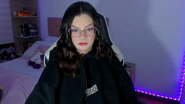 OphelianaRose33's Live XXX Chat