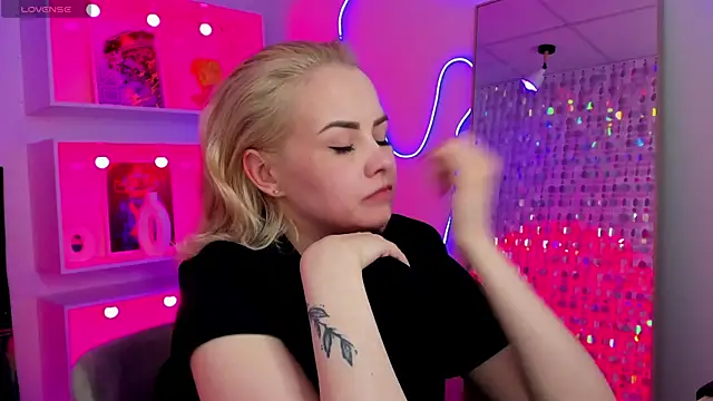 StephanieSweetyn Live XXX chat