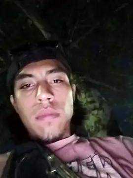 AlexAlejandro13 现场XXX聊天
