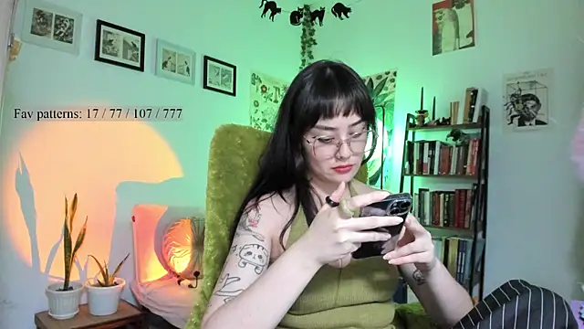 _Insomnia__'s Live XXX Chat