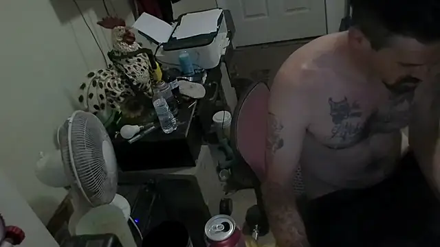 Johnny1991Blunt's Live XXX Chat