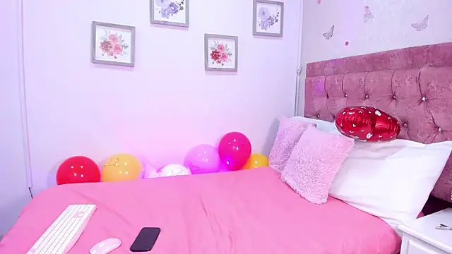 VeluniLiore Live XXX-Chat