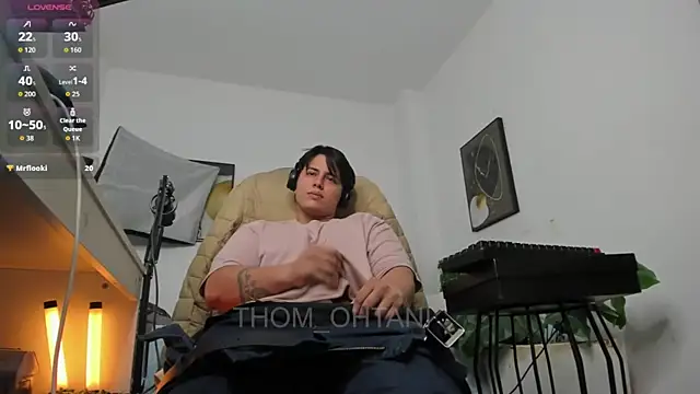 Thom_Ohtani Live XXX-chat