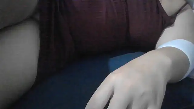 NandaVaz's Live XXX Chat