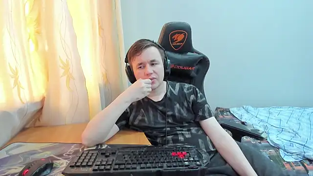 Вебкам-шоу iliaskrislove
