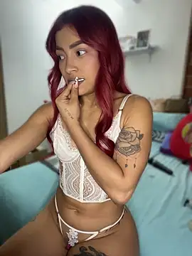 צ'אט XXX בשידור חי של ari_sexy1