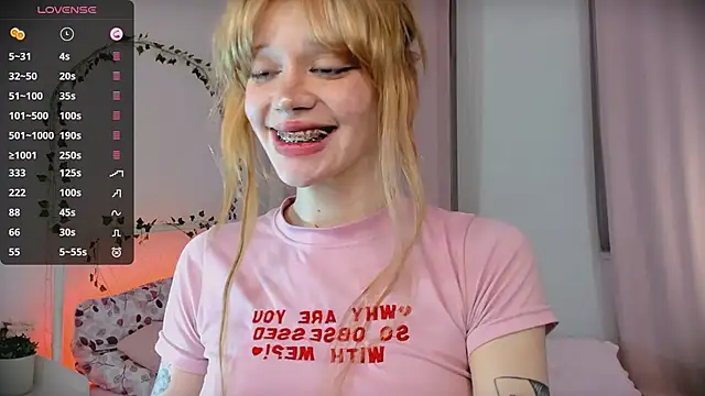 צ'אט XXX בשידור חי של boobsybootie