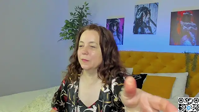 הופעת וובקאם של Kira_Adler