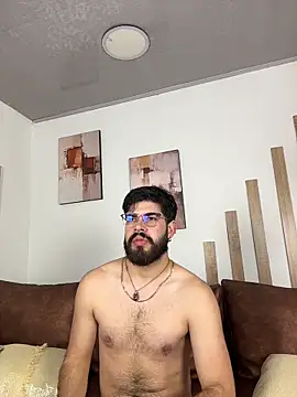 Show modela DomBoy_ na web-kameri