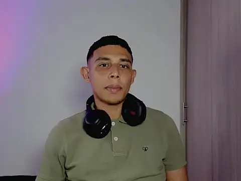 nilo2021's Webcam Show