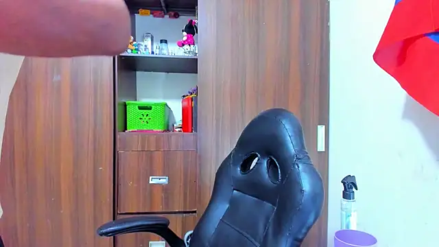 Dreamastercum_ Chat XXX live