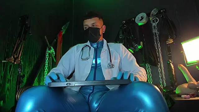 Онлайн чат XXX Master_Connor_BDSM