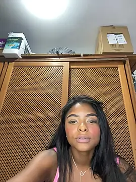 Show de webcam de Daianehotangel1